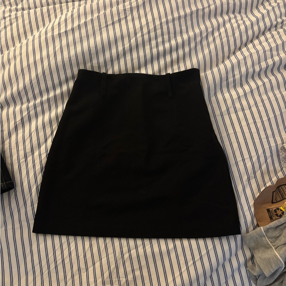 H&M Classic Black Mini Skirt